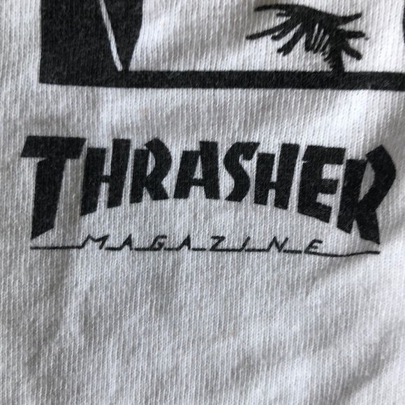 THRASHER CROP TOP - Picture 3 of 5